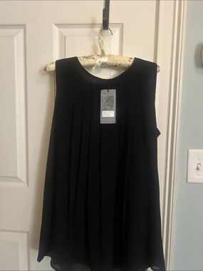 Sleeveless Black Pleated Blouse